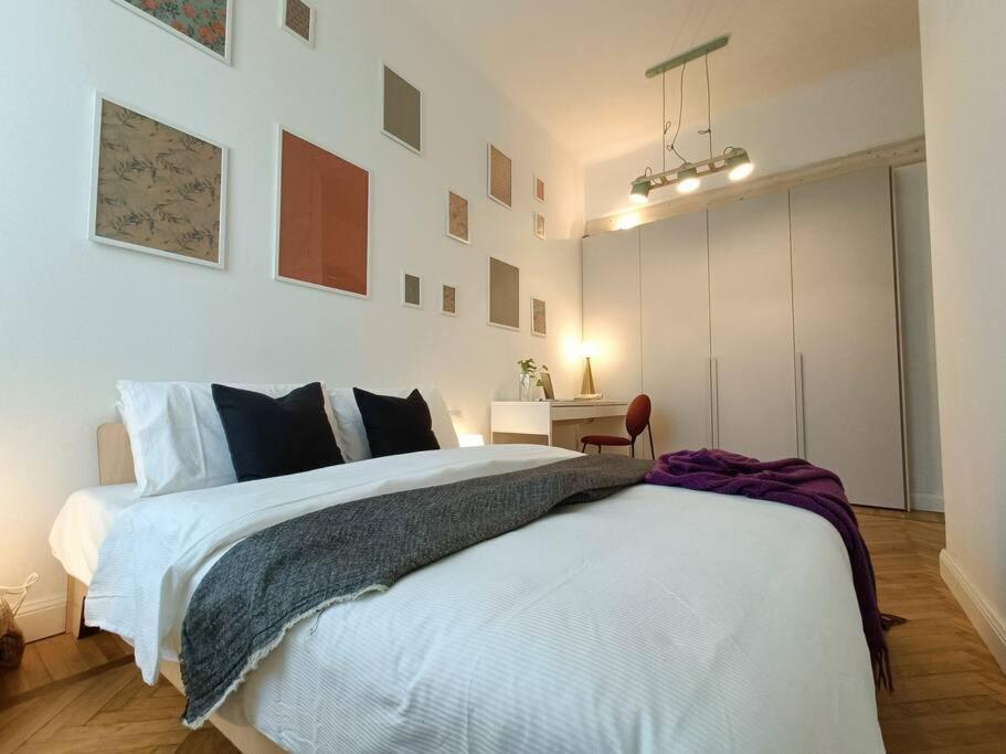 Stylish Flat Near Station And City Center Como Bagian luar foto